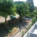 巴比斯一室公寓酒店 Kalamákion